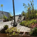 Terrace & Sunny - City Center, Quiet & Pratical